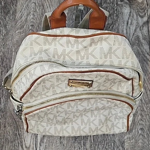 Michael KorsWomen's White Michael Signature Large Backpack - Picture 3 of 14